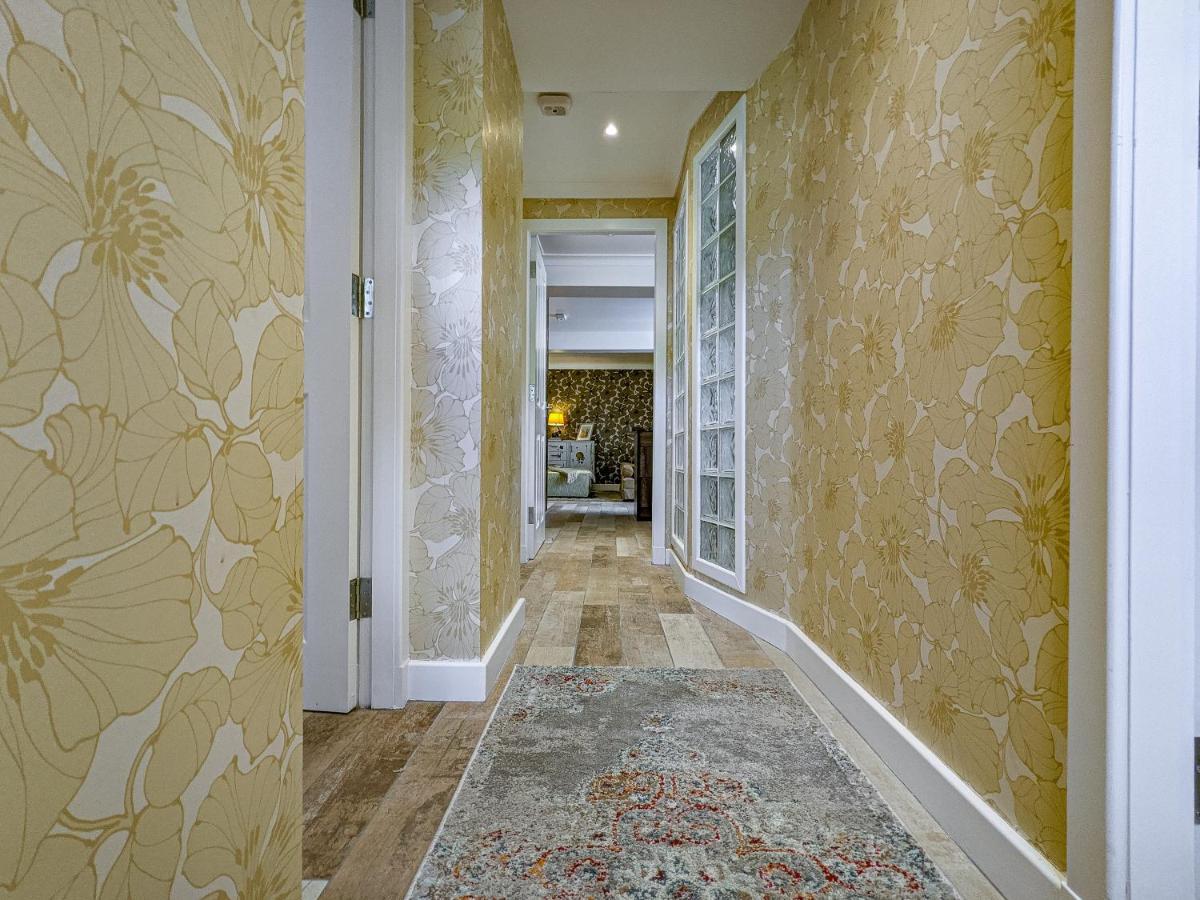 Beautiful Listed Flat With Private Garden, Birnam Apartment ภายนอก รูปภาพ